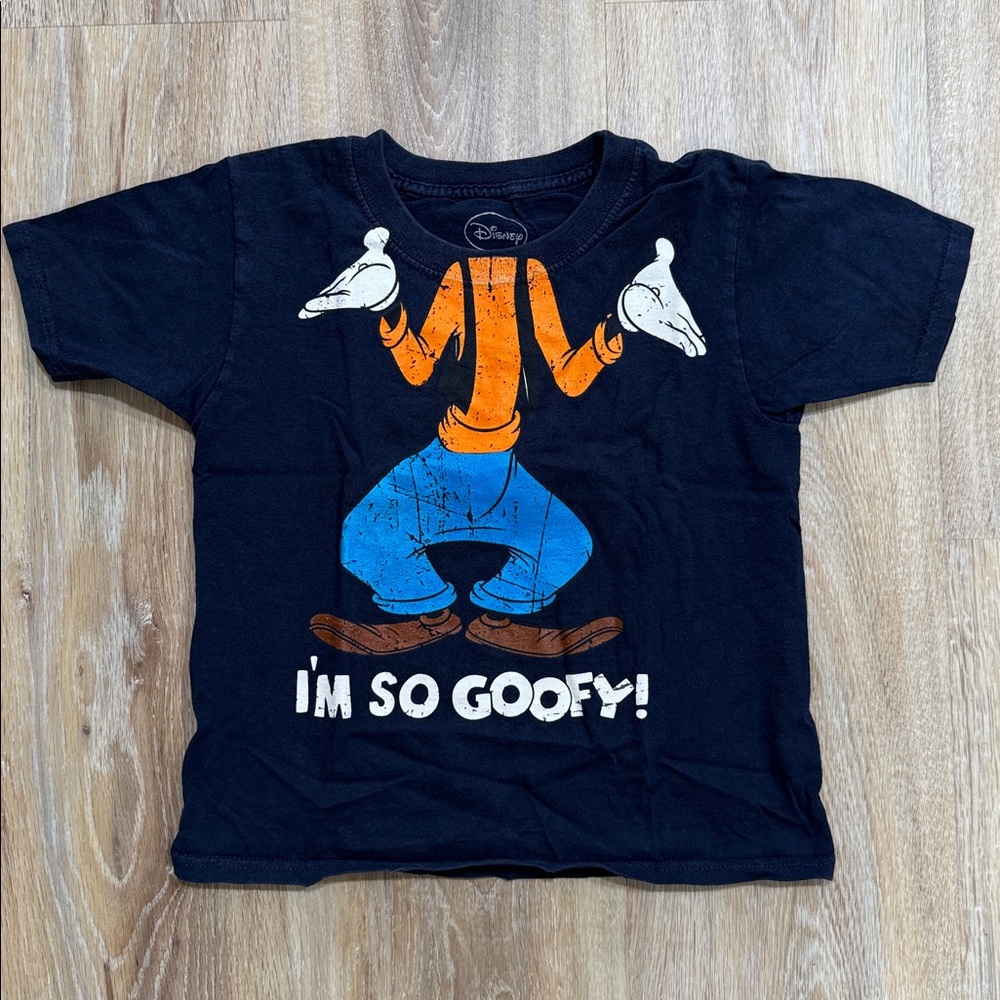 Disney Navy and Orange Tee With Goofy Graphic